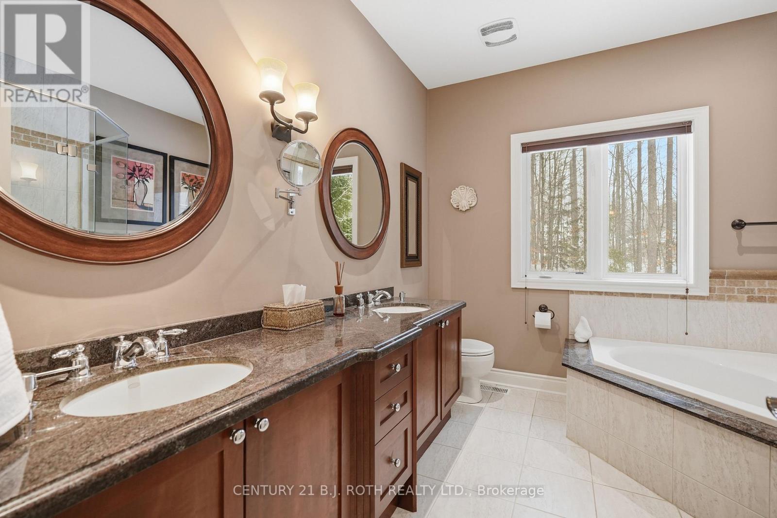 6 Lloyd Cook Drive E, Springwater (Snow Valley), Ontario  L4M 4S4 - Photo 21 - S13149948