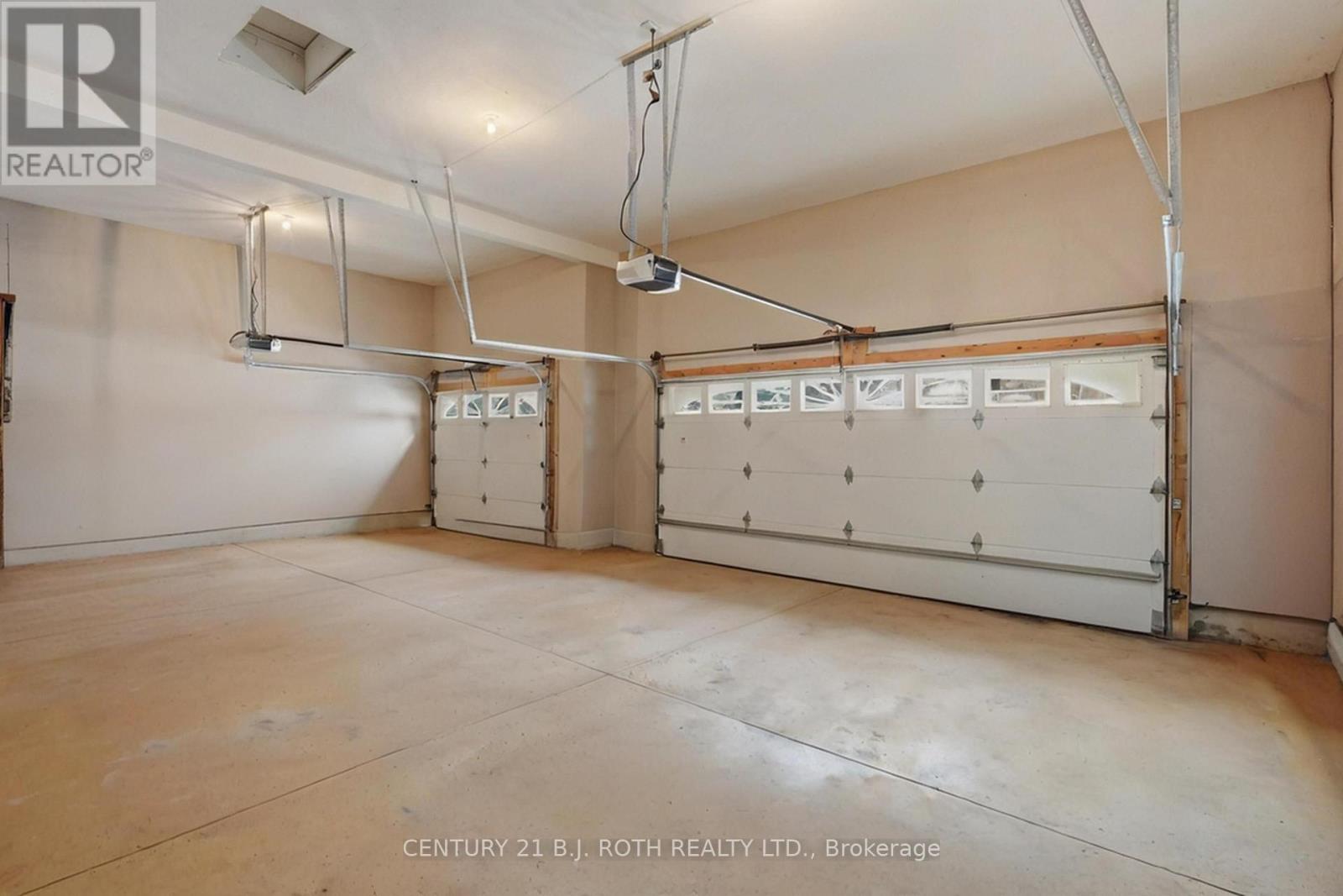 6 Lloyd Cook Drive E, Springwater (Snow Valley), Ontario  L4M 4S4 - Photo 39 - S13149948