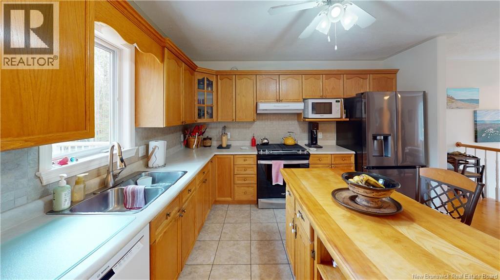 173 Fernwood Drive, Fredericton, New Brunswick  E3A 9N9 - Photo 4 - NB138754