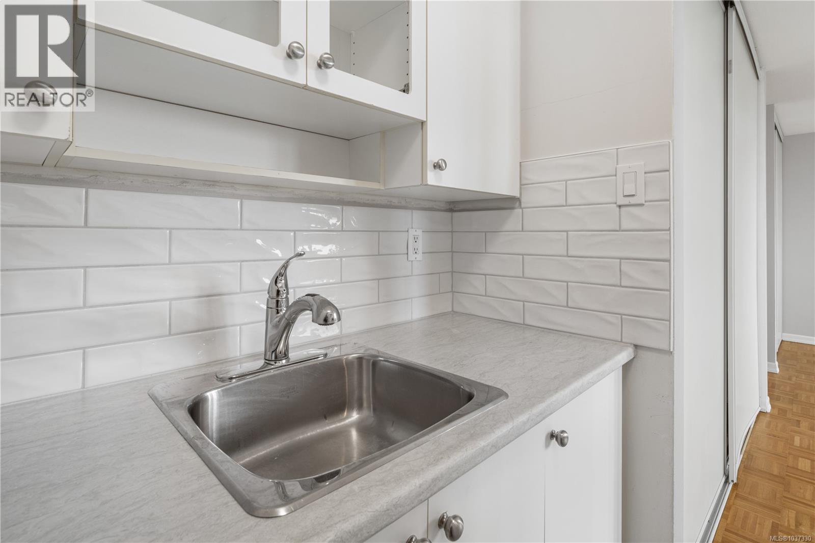 907 647 Michigan St, Victoria, British Columbia  V8V 1S9 - Photo 29 - 1037330