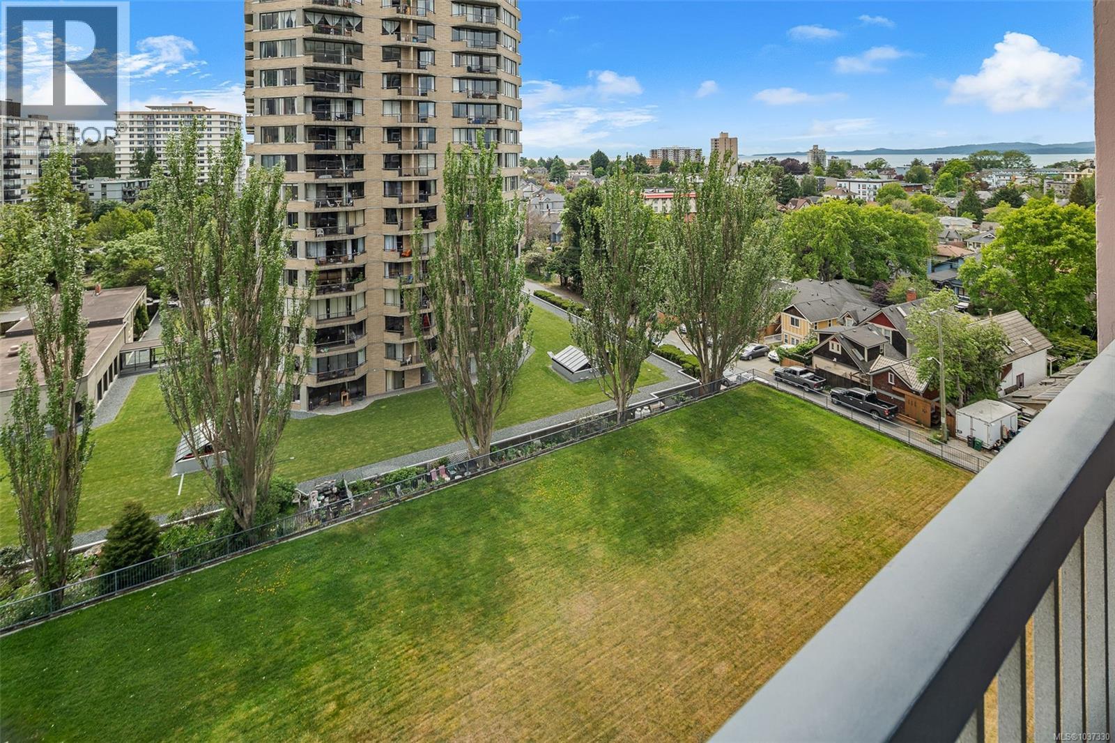 907 647 Michigan St, Victoria, British Columbia  V8V 1S9 - Photo 22 - 1037330