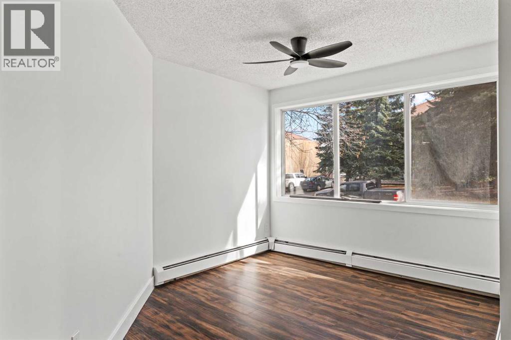 2, 219 Village Terrace SW, Calgary, Alberta  T3H 2L4 - Photo 4 - A2294658