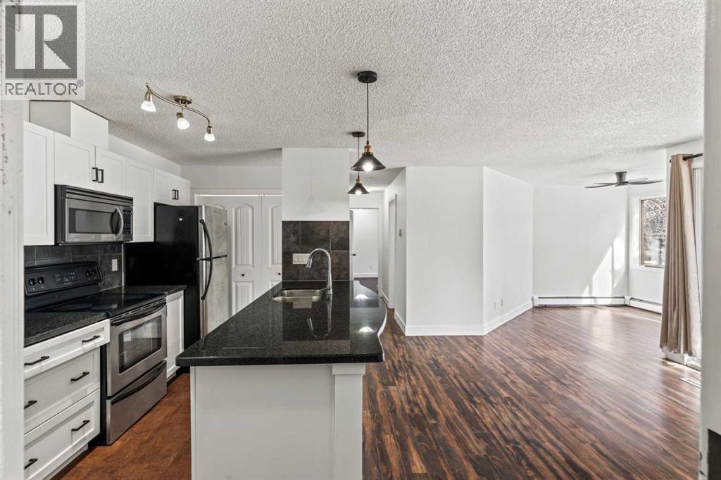 2, 219 Village Terrace SW, Calgary, Alberta  T3H 2L4 - Photo 1 - A2294658