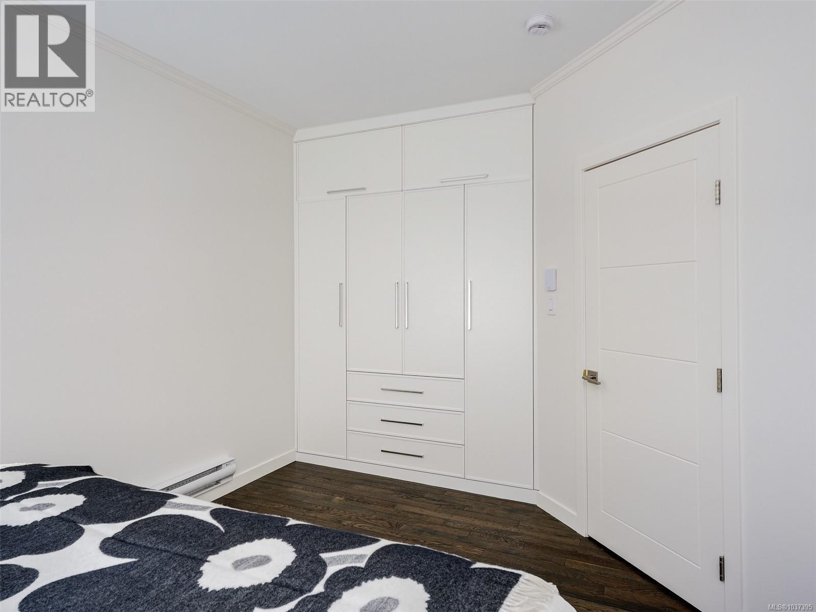 1 4771 Cordova Bay Rd, Saanich, British Columbia  V8Y 2J7 - Photo 30 - 1037395