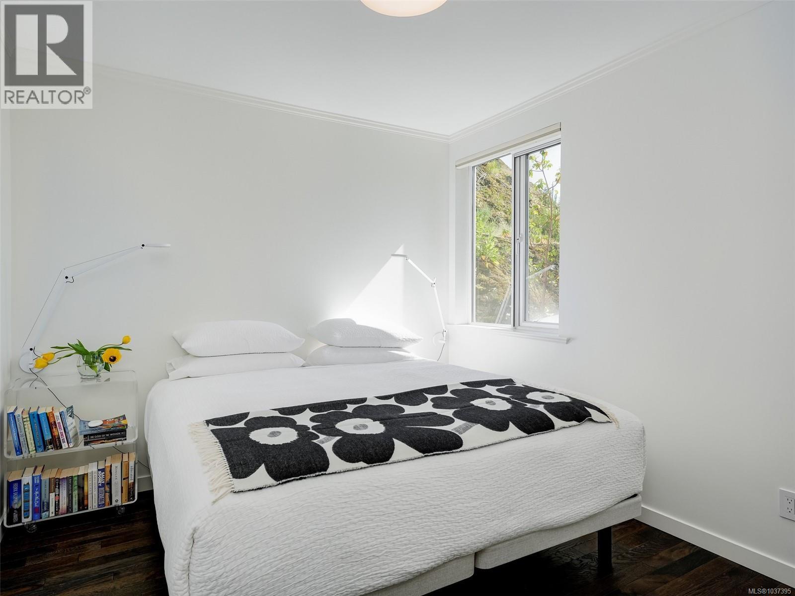 1 4771 Cordova Bay Rd, Saanich, British Columbia  V8Y 2J7 - Photo 29 - 1037395