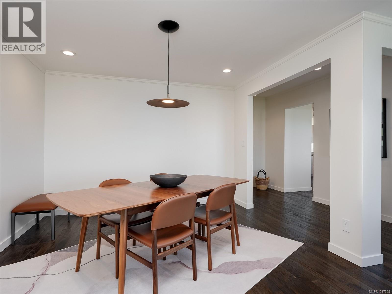 1 4771 Cordova Bay Rd, Saanich, British Columbia  V8Y 2J7 - Photo 14 - 1037395