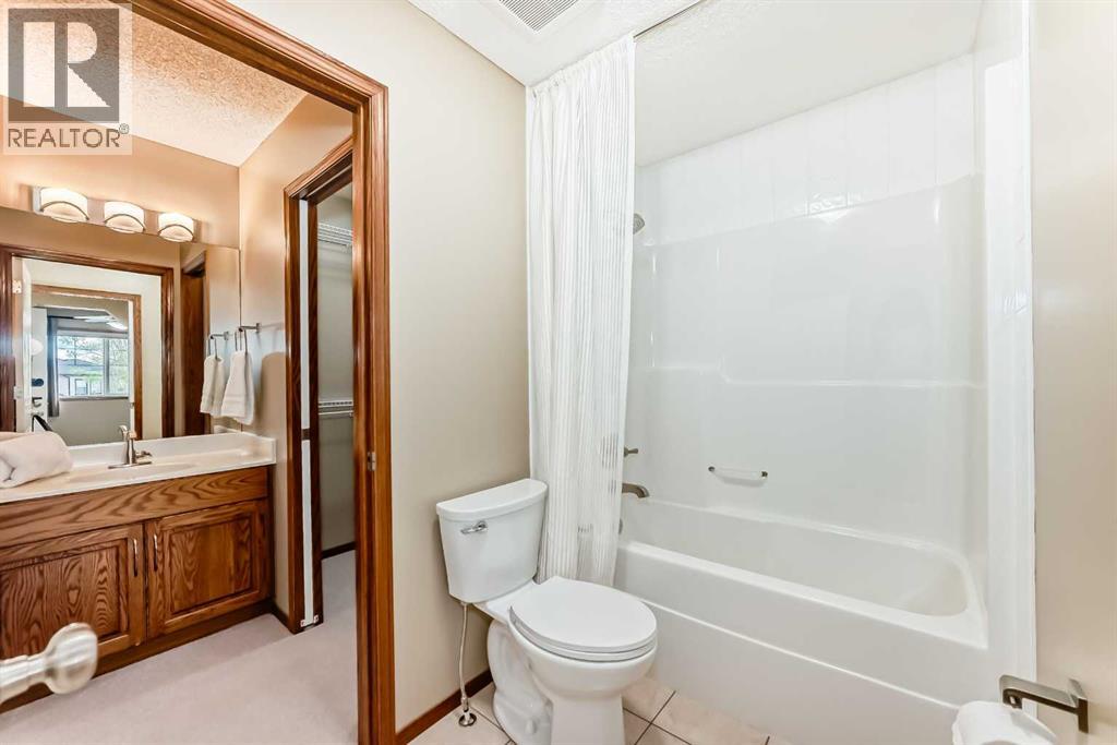 40 Tuscany Vista Crescent NW, Calgary, Alberta  T3L 2Z9 - Photo 38 - A2310989