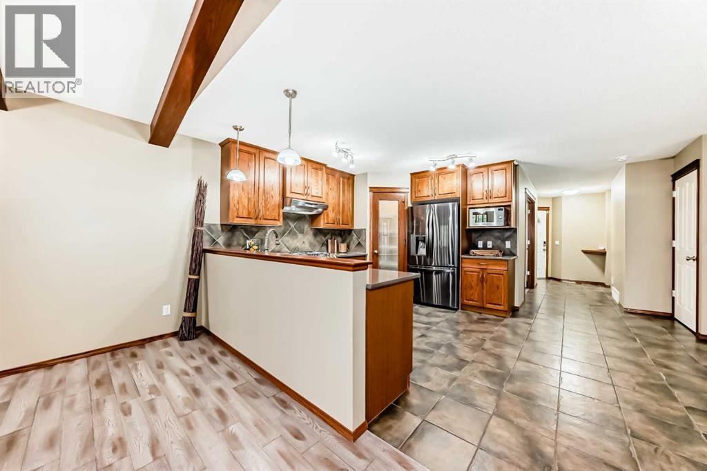 40 Tuscany Vista Crescent NW, Calgary, Alberta  T3L 2Z9 - Photo 6 - A2310989