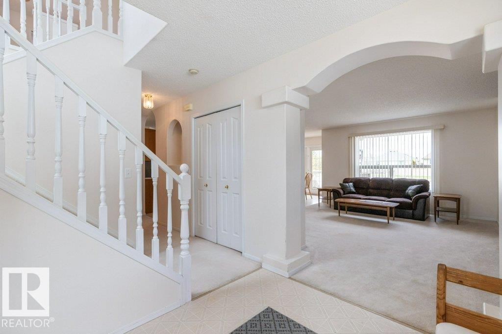 1346 118a St Nw, Edmonton, Alberta  T6J 7G2 - Photo 4 - E4488776