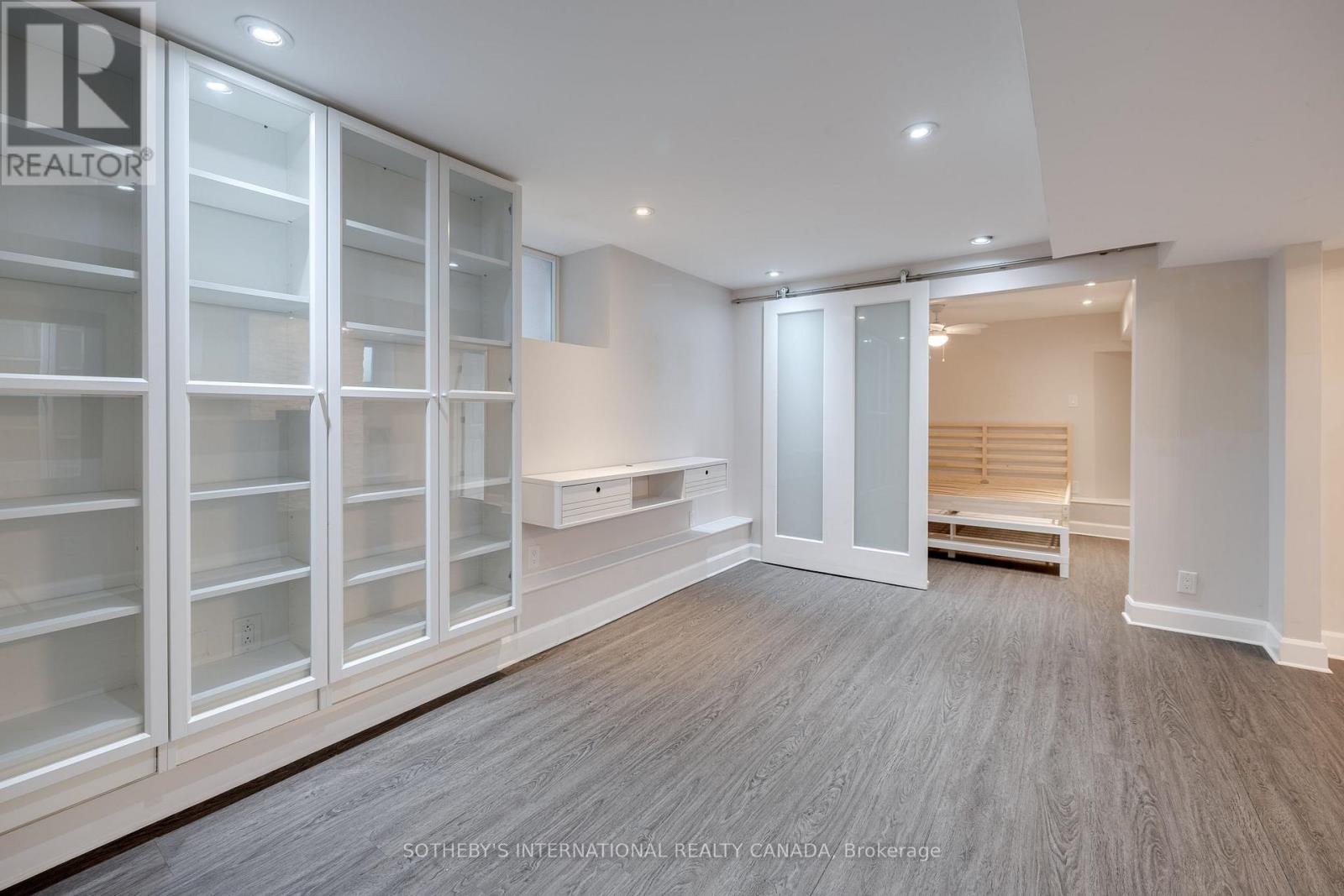 Bsmt - 21 Clendenan Avenue, Toronto, Ontario  M6P 2W4 - Photo 10 - W13149876