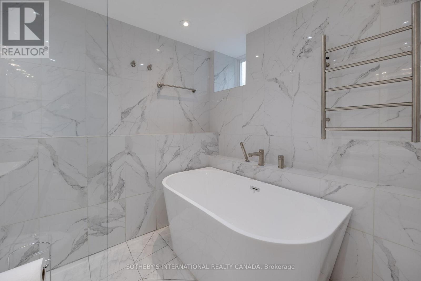 Bsmt - 21 Clendenan Avenue, Toronto, Ontario  M6P 2W4 - Photo 15 - W13149876