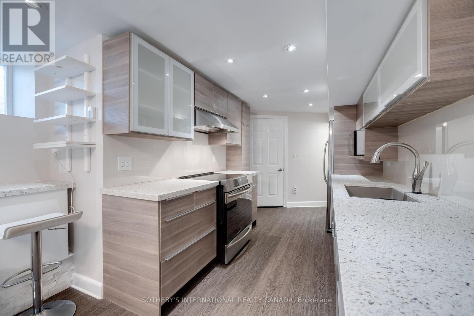 Bsmt - 21 Clendenan Avenue, Toronto, Ontario  M6P 2W4 - Photo 3 - W13149876