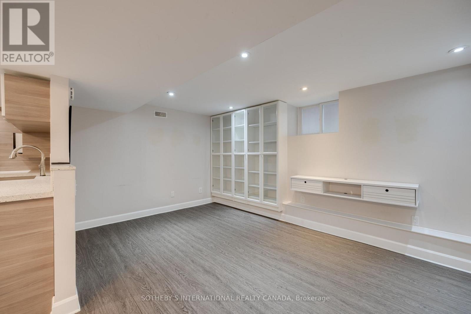 Bsmt - 21 Clendenan Avenue, Toronto, Ontario  M6P 2W4 - Photo 7 - W13149876