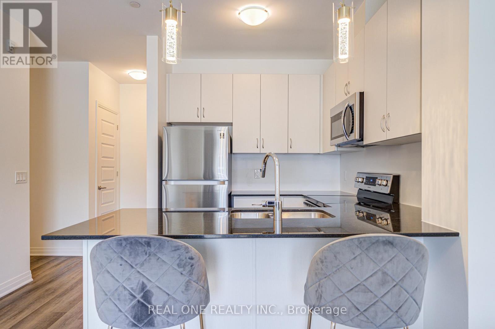 138 - 102 Grovewood Common, Oakville, Ontario L6H 0X2 - Photo 24 - W13149936