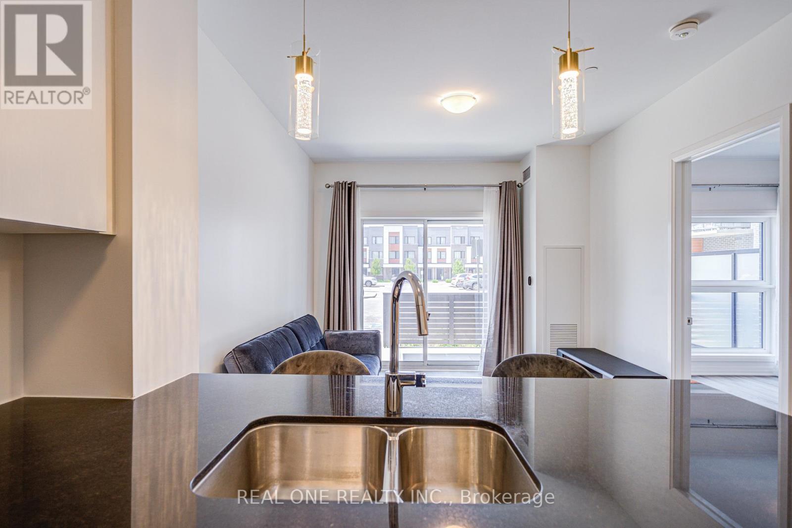 138 - 102 Grovewood Common, Oakville, Ontario L6H 0X2 - Photo 27 - W13149936