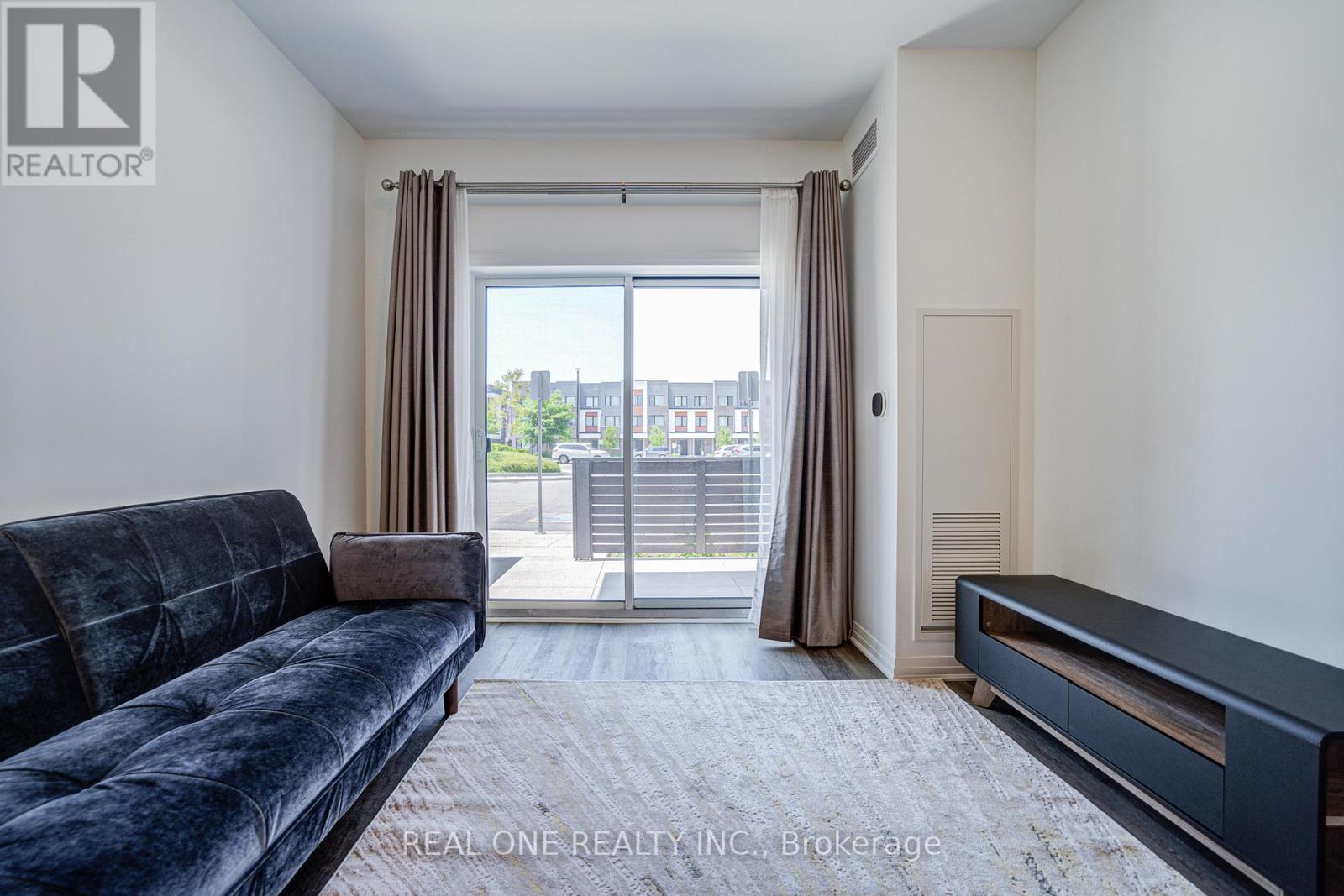 138 - 102 Grovewood Common, Oakville, Ontario L6H 0X2 - Photo 29 - W13149936