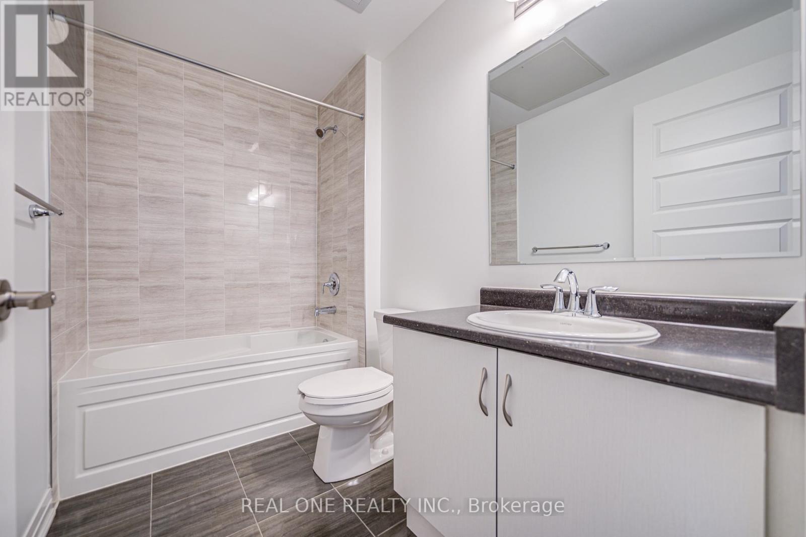138 - 102 Grovewood Common, Oakville, Ontario L6H 0X2 - Photo 36 - W13149936
