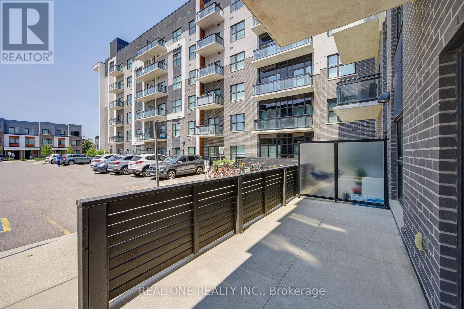 138 - 102 Grovewood Common, Oakville, Ontario L6H 0X2 - Photo 39 - W13149936