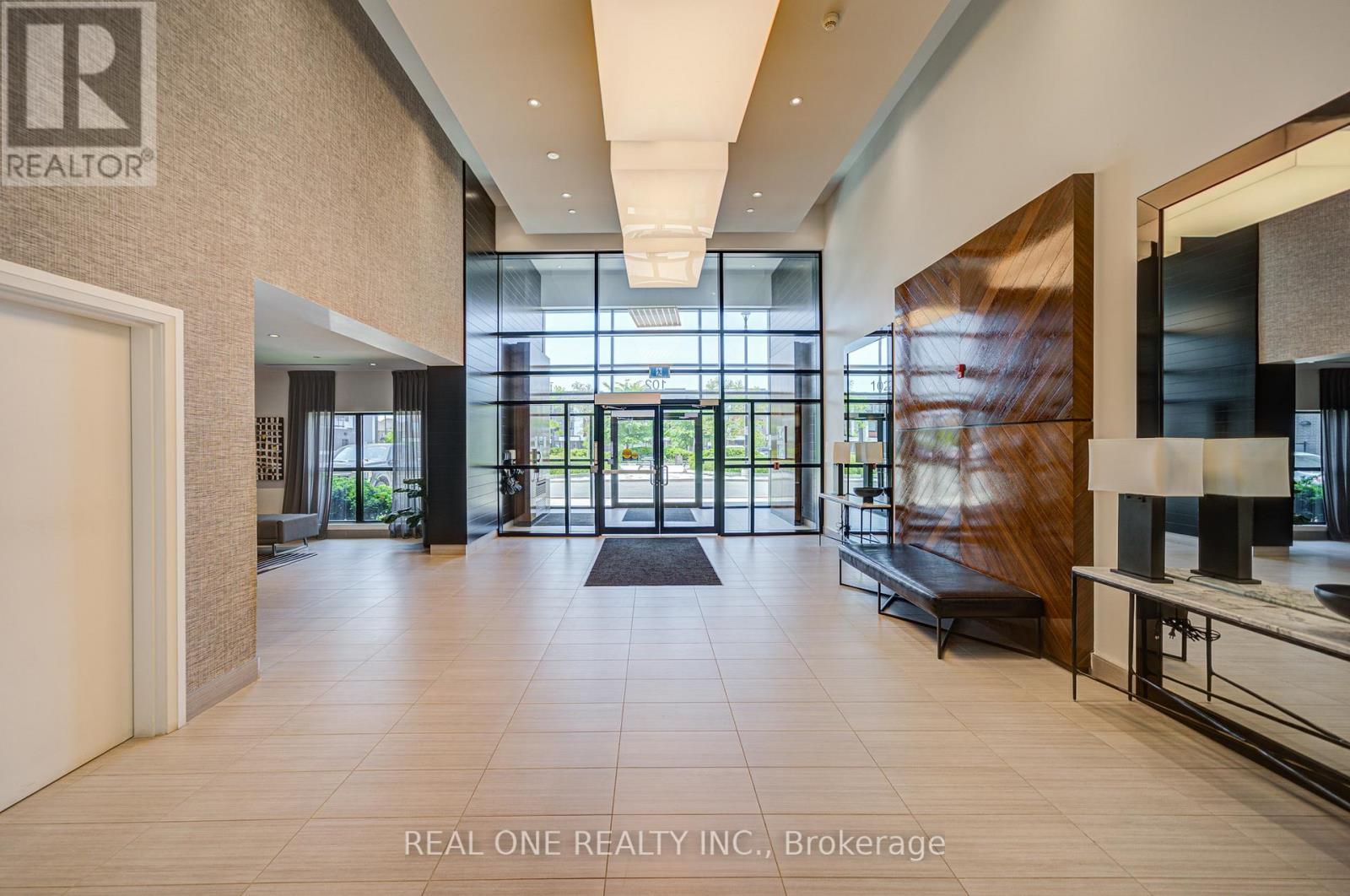 138 - 102 Grovewood Common, Oakville, Ontario L6H 0X2 - Photo 9 - W13149936