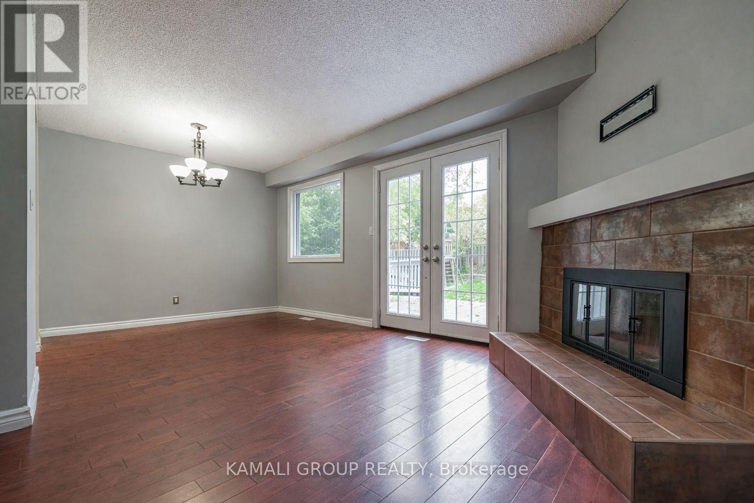Main - 77 Ecclestone Drive, Brampton, Ontario  L6X 3M8 - Photo 3 - W13149994