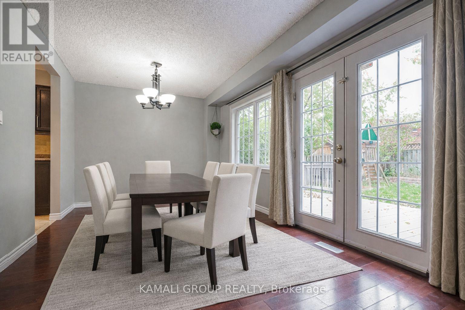 Main - 77 Ecclestone Drive, Brampton, Ontario  L6X 3M8 - Photo 4 - W13149994