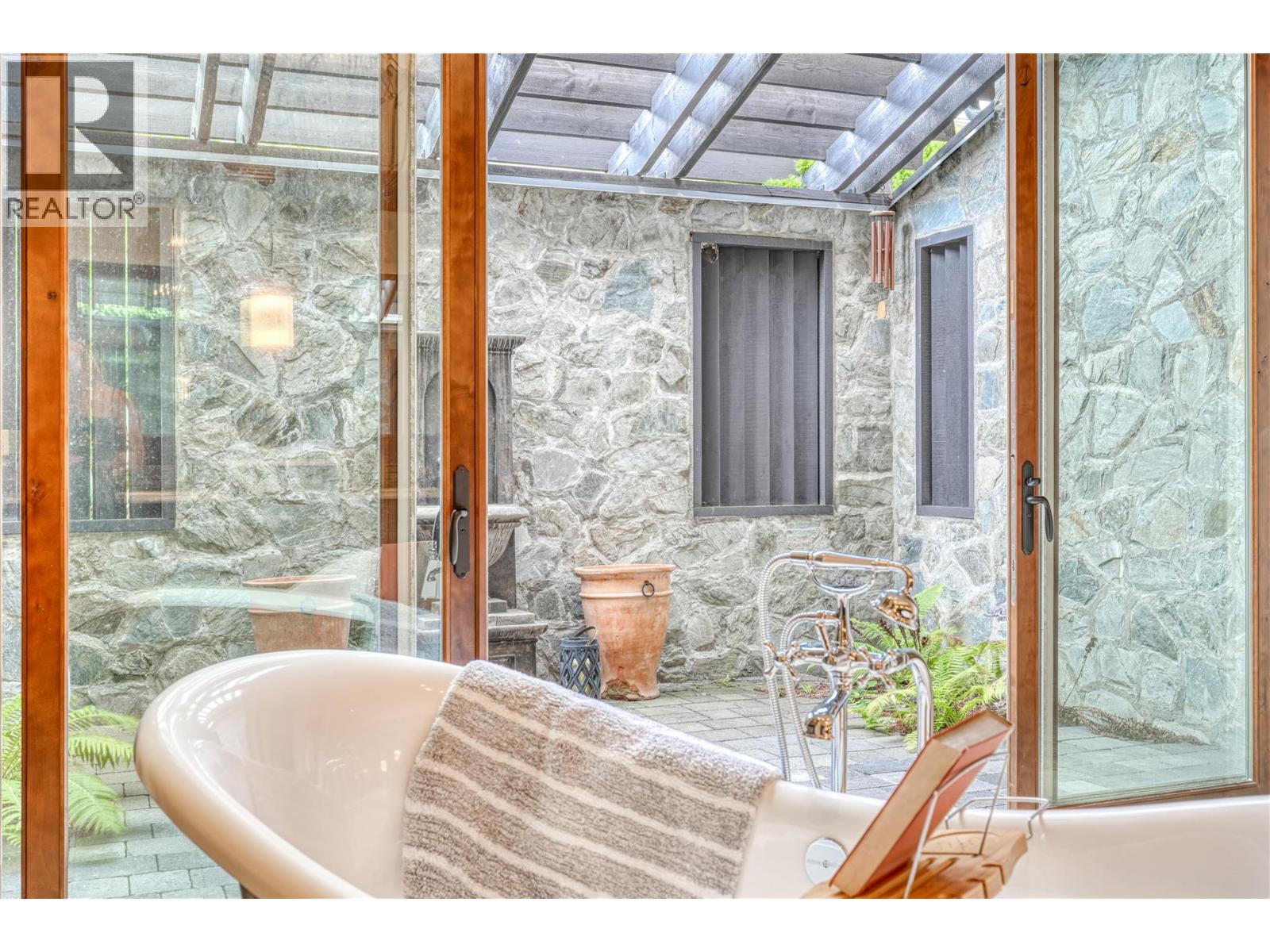 4383 Hobson Road, Kelowna, British Columbia  V1W 1Y4 - Photo 31 - 10387754