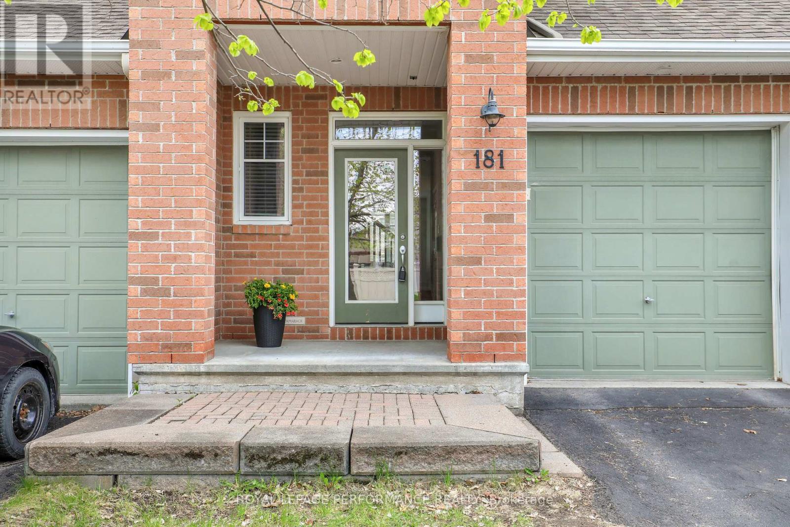 181 Bradwell Way, Ottawa, Ontario  K1T 4J4 - Photo 4 - X13150360