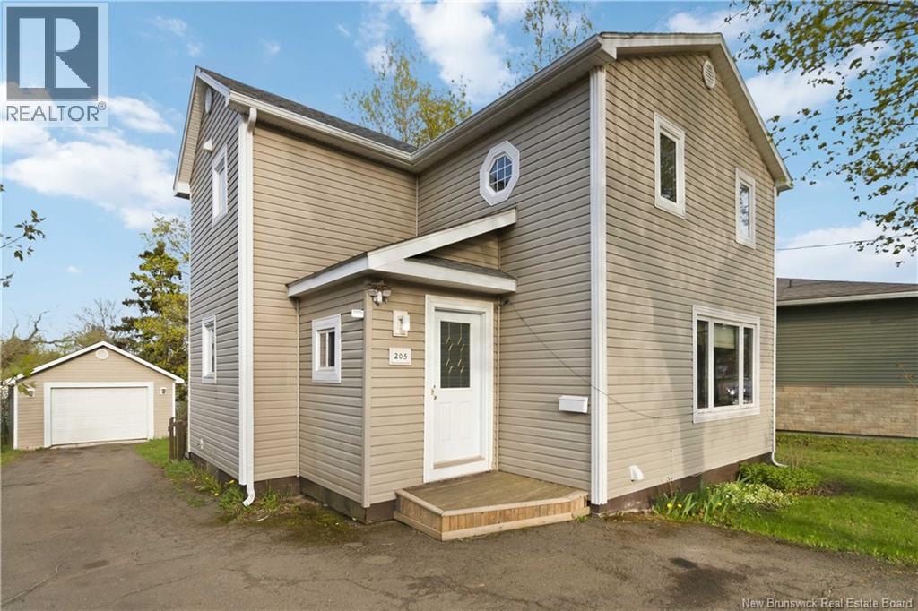 205 Broadway Street, Moncton, New Brunswick  E1A 3Y3 - Photo 1 - NB139307