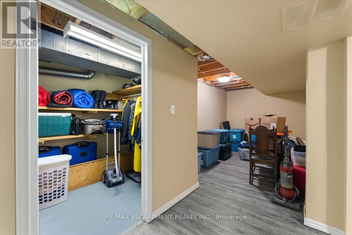284 Delancey Boulevard, Hamilton, Ontario  L9B 1Y9 - Photo 42 - X13149976