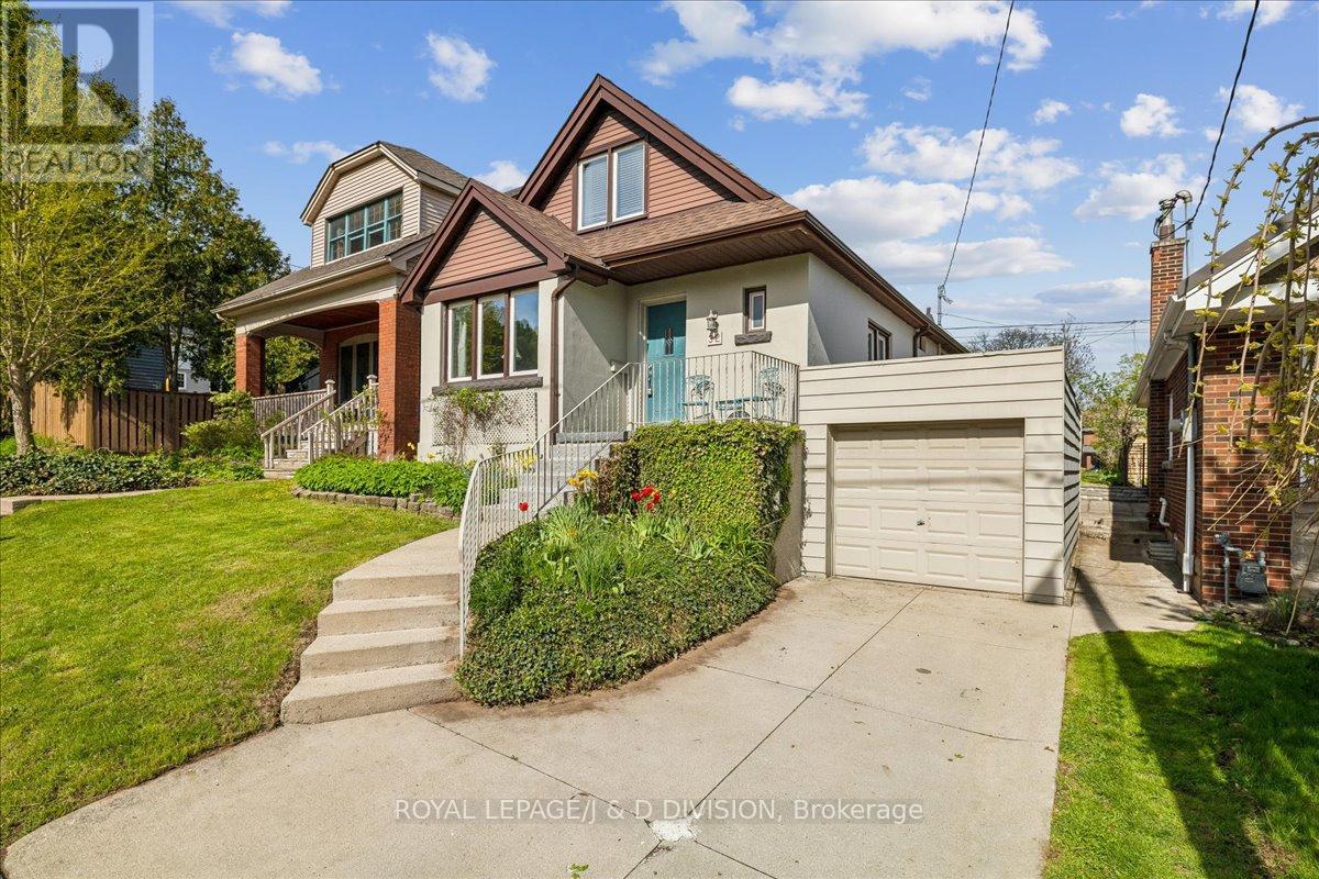 32 Miles Court, Hamilton, Ontario  L8P 4G6 - Photo 2 - X13149984