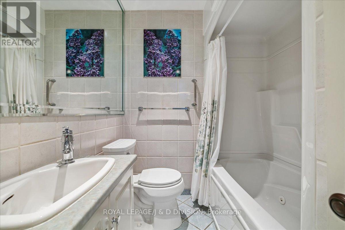 32 Miles Court, Hamilton, Ontario  L8P 4G6 - Photo 21 - X13149984