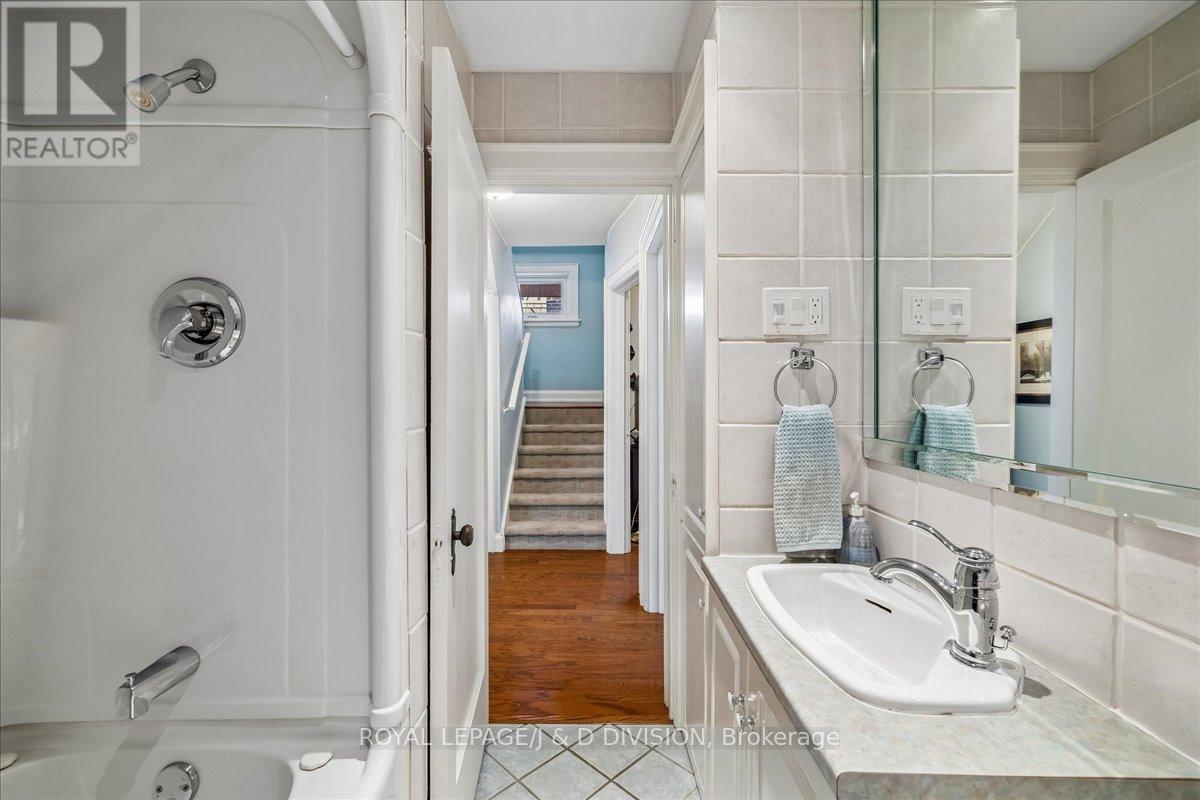 32 Miles Court, Hamilton, Ontario  L8P 4G6 - Photo 22 - X13149984