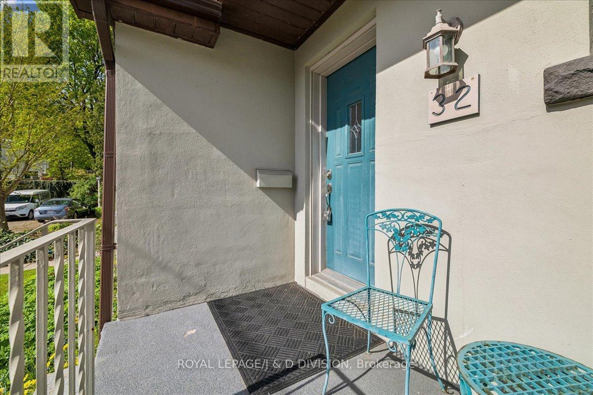32 Miles Court, Hamilton, Ontario  L8P 4G6 - Photo 5 - X13149984