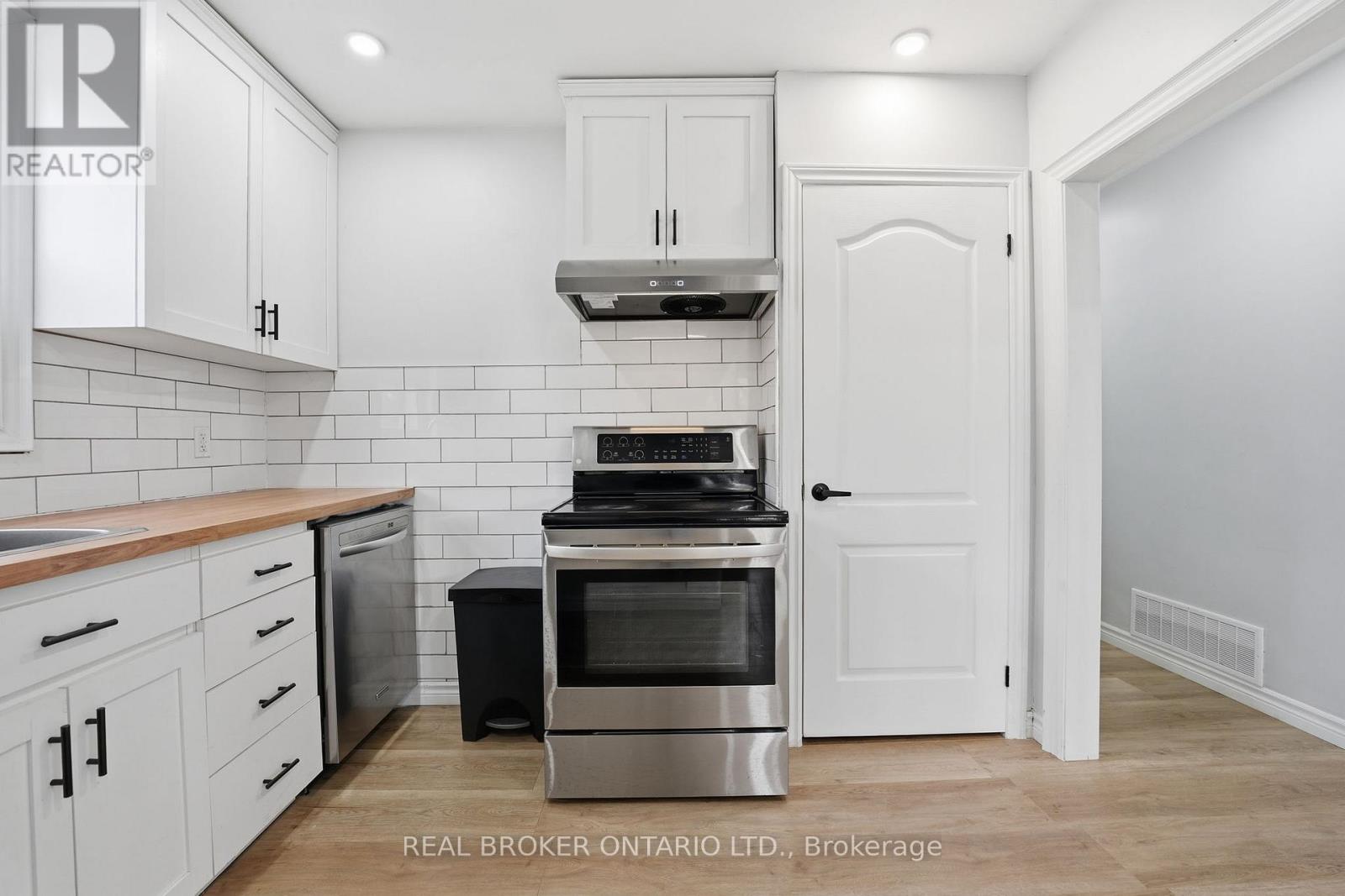Main - 177 East 31st Street, Hamilton, Ontario  L8V 3P4 - Photo 13 - X13150020