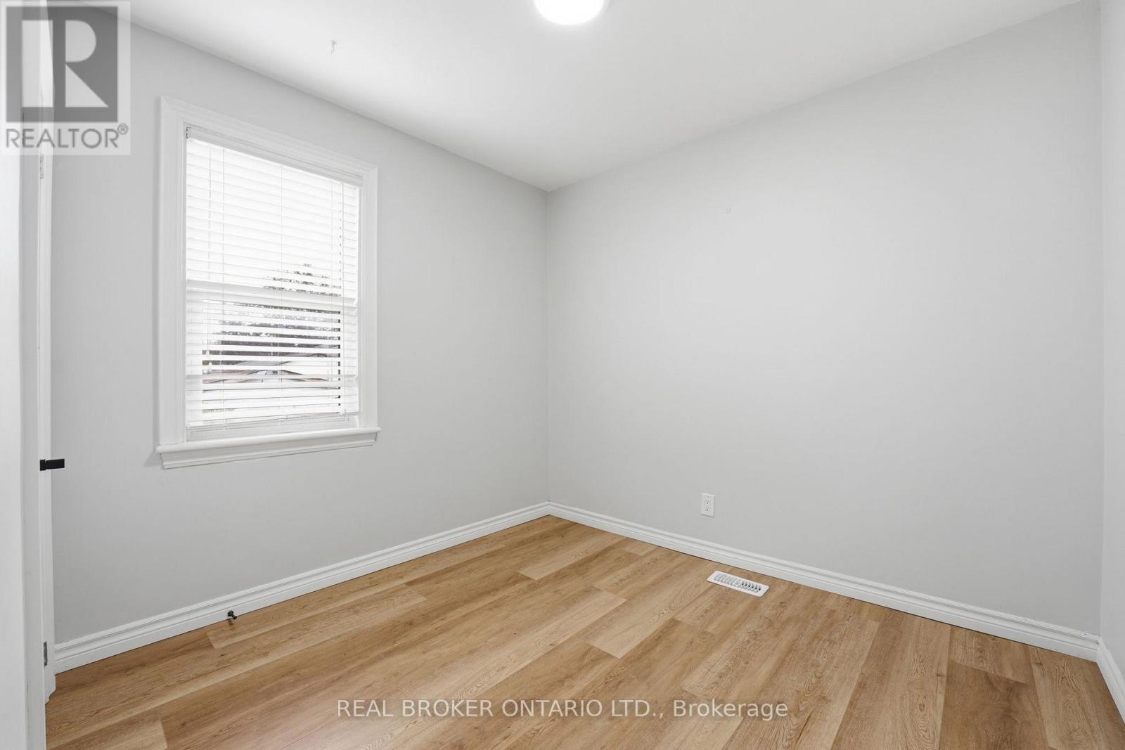 Main - 177 East 31st Street, Hamilton, Ontario  L8V 3P4 - Photo 21 - X13150020