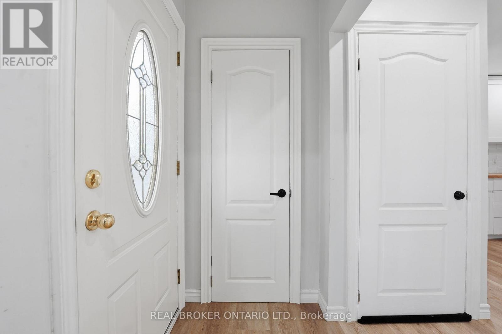 Main - 177 East 31st Street, Hamilton, Ontario  L8V 3P4 - Photo 6 - X13150020