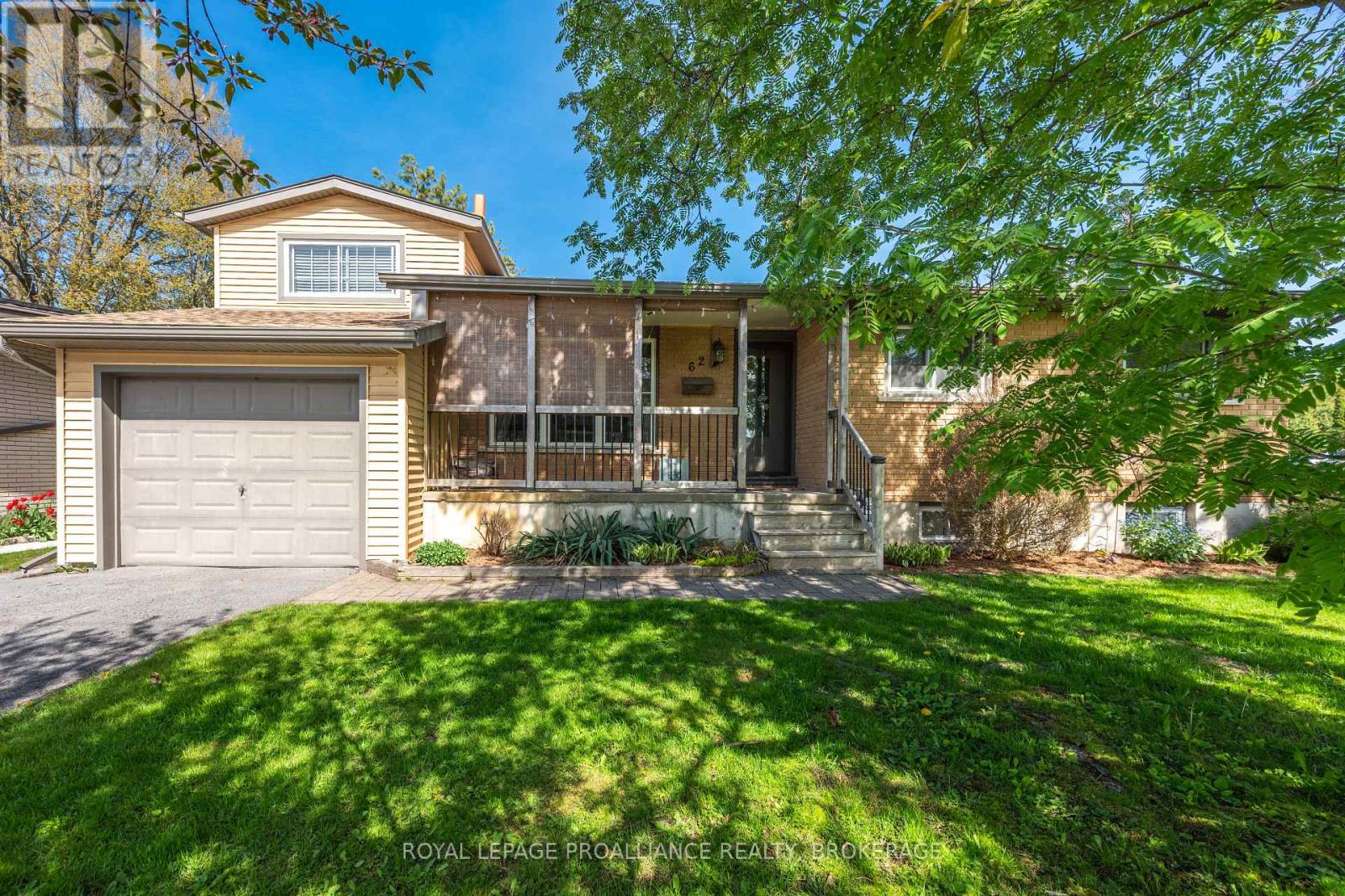 62 Montgomery Boulevard, Kingston, Ontario  K7M 3N6 - Photo 2 - X13143824
