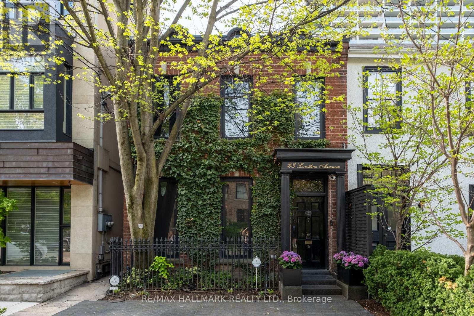 23 LOWTHER AVENUE, Toronto, Ontario