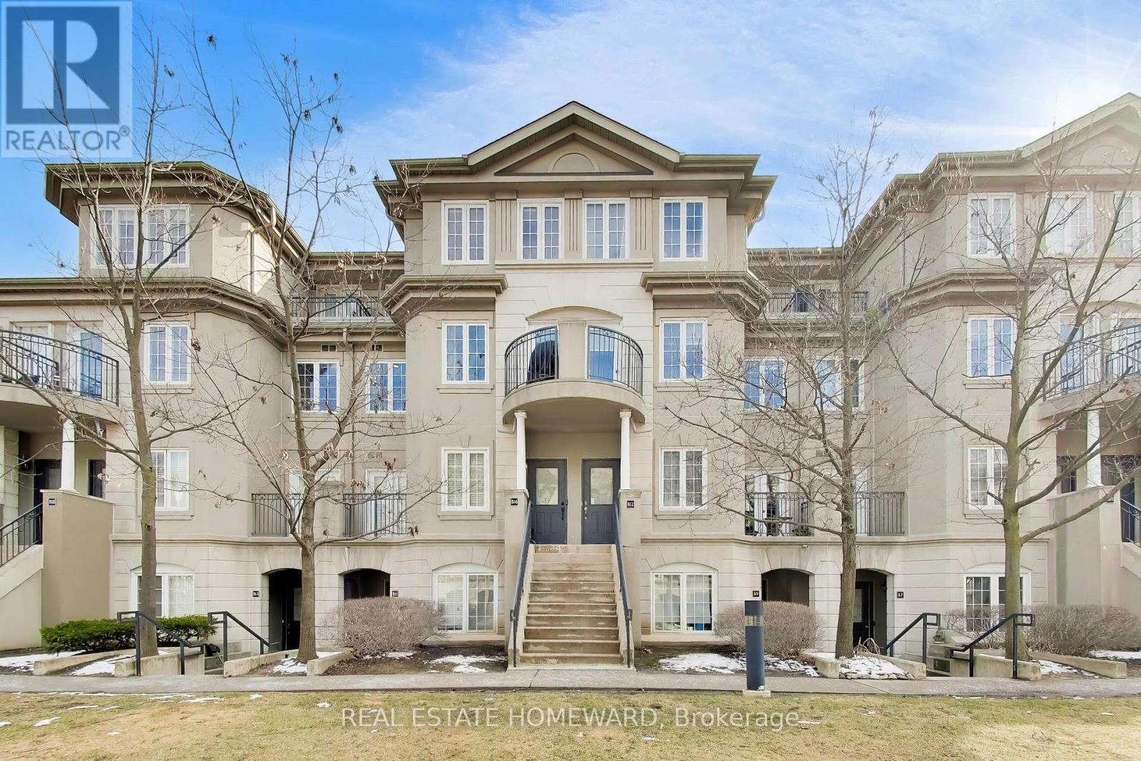 B16 - 108 FINCH AVENUE W, Toronto, Ontario