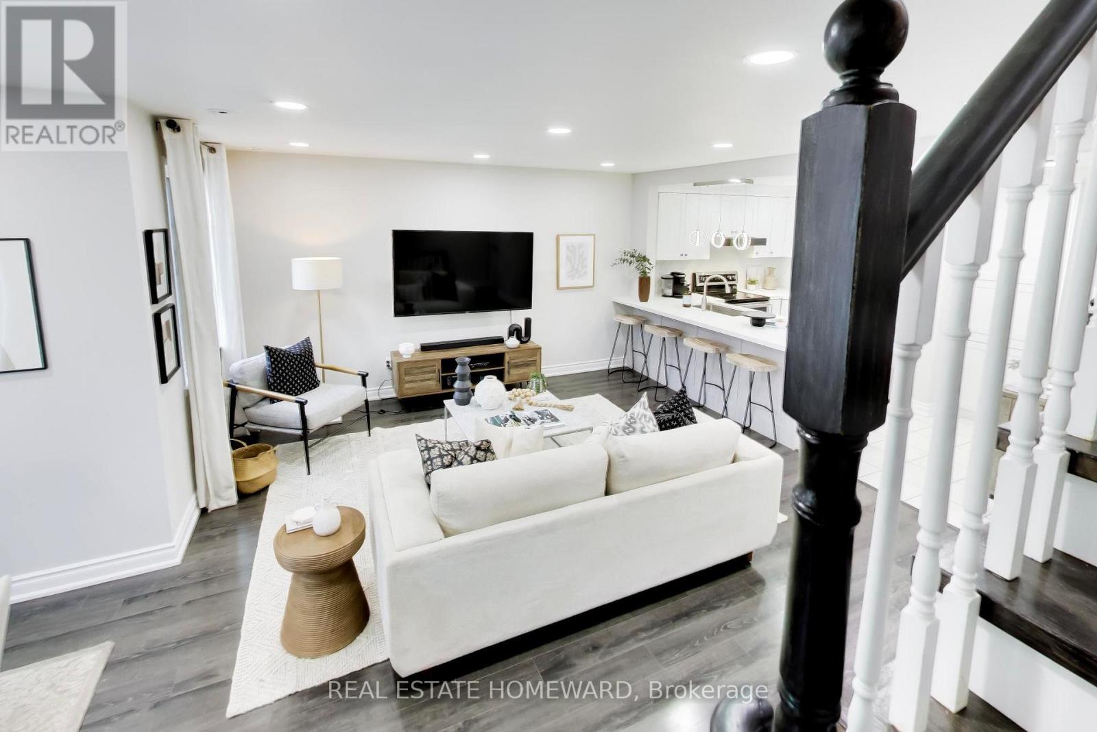 B16 - 108 Finch Avenue W, Toronto, Ontario  M2N 6W6 - Photo 12 - C13150208