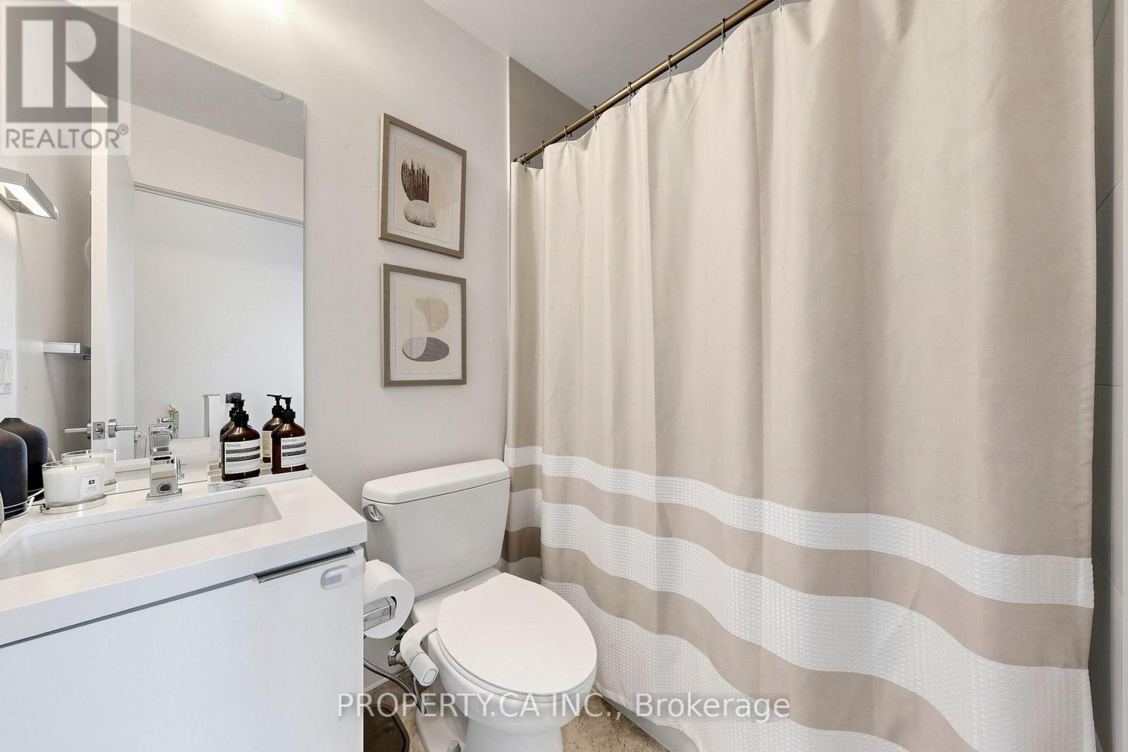 1411 - 8 Eglinton Avenue E, Toronto, Ontario  M4P 0C1 - Photo 12 - C13150300