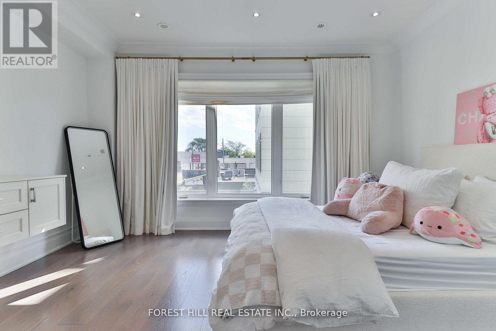 51b Burnaby Boulevard, Toronto, Ontario  M5N 1G3 - Photo 14 - C13150400