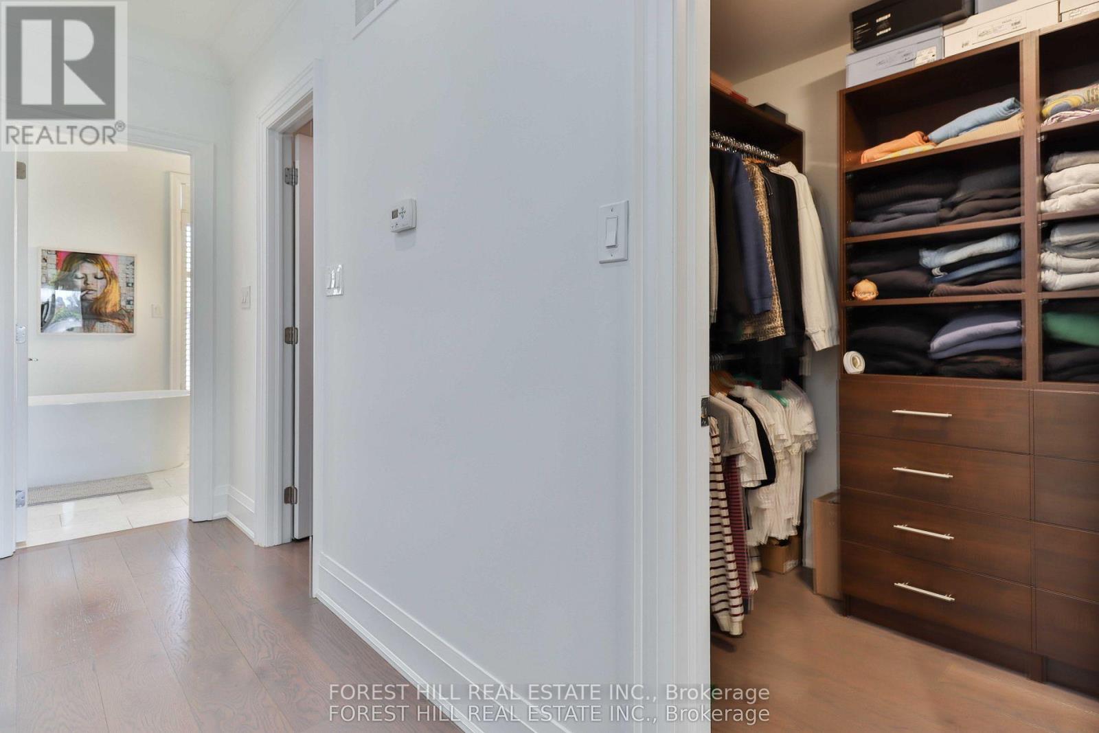 51b Burnaby Boulevard, Toronto, Ontario  M5N 1G3 - Photo 23 - C13150400