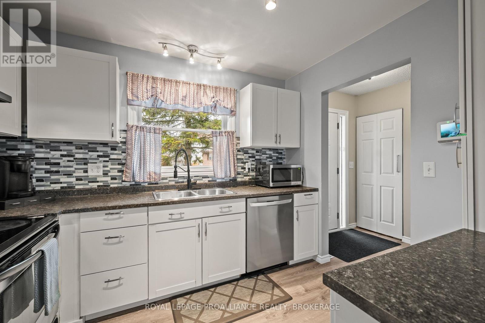 884 Larchwood Crescent, Kingston, Ontario  K7P 2P7 - Photo 4 - X13150060