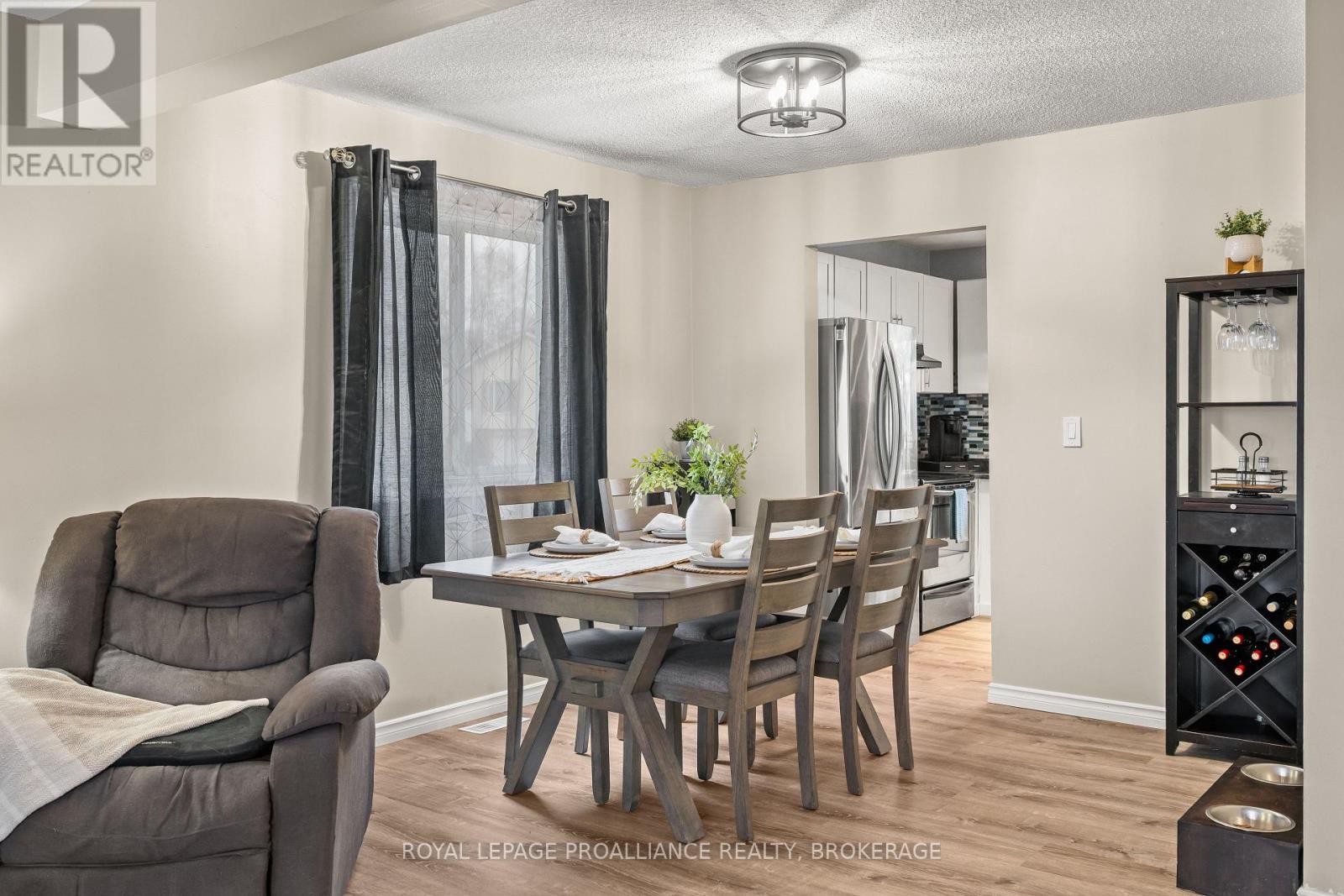 884 Larchwood Crescent, Kingston, Ontario  K7P 2P7 - Photo 5 - X13150060