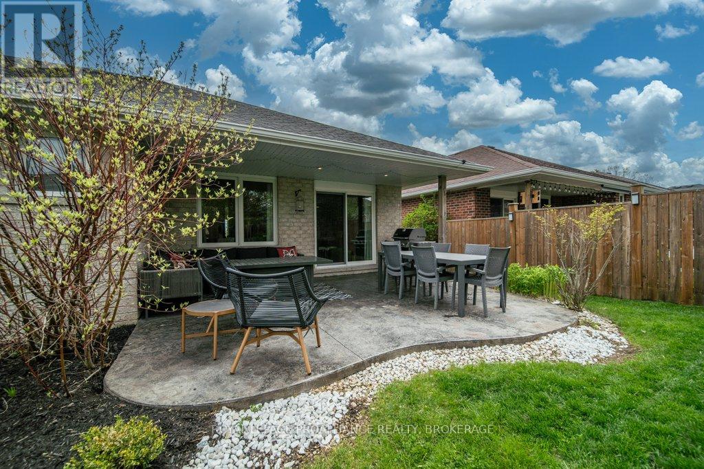 6 Ashwood Crescent, Greater Napanee, Ontario  K7R 3L2 - Photo 41 - X13150368