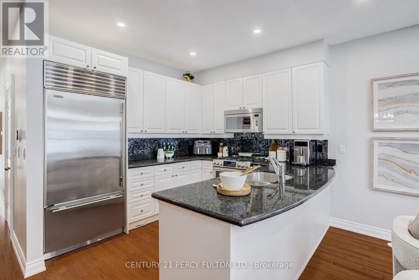 3 - 1295 Wharf Street, Pickering, Ontario  L1W 1A2 - Photo 4 - E13150242