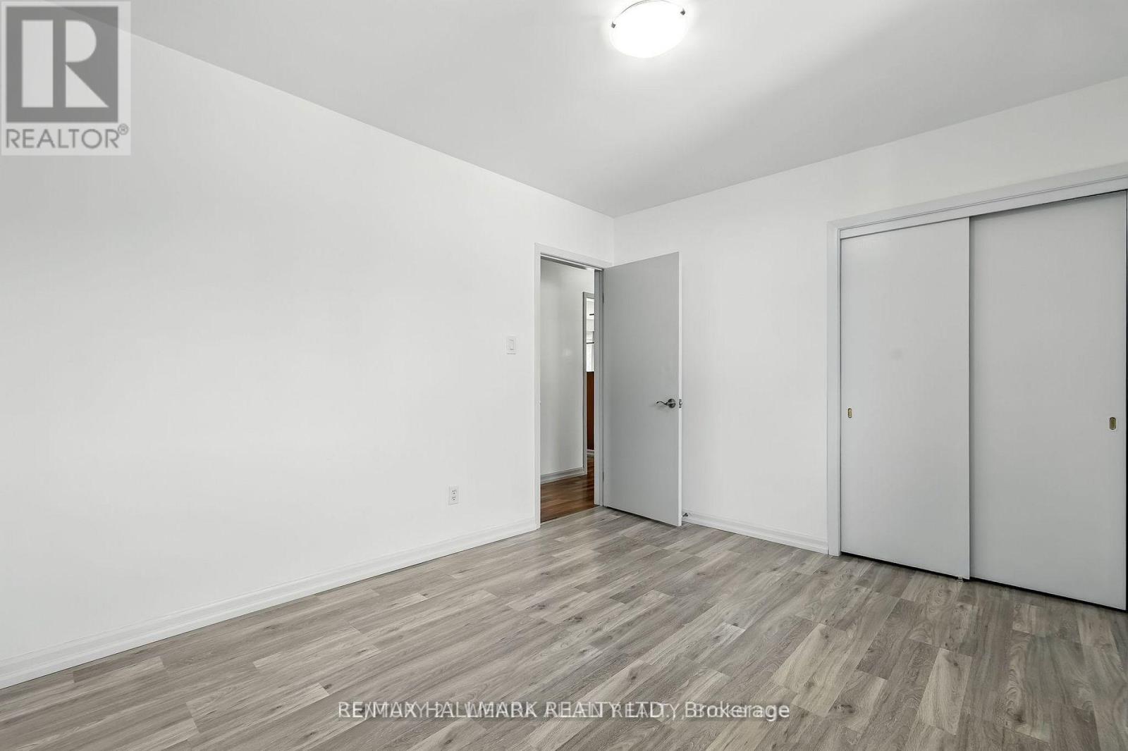 Main - 301 Farewell Street, Oshawa, Ontario  L1H 6L8 - Photo 14 - E13150296