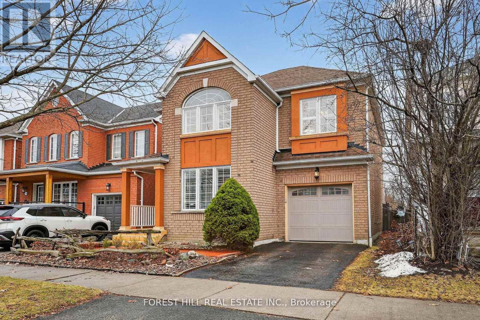 17 Lilley Avenue, Ajax, Ontario  L1Z 1L5 - Photo 2 - E13150304
