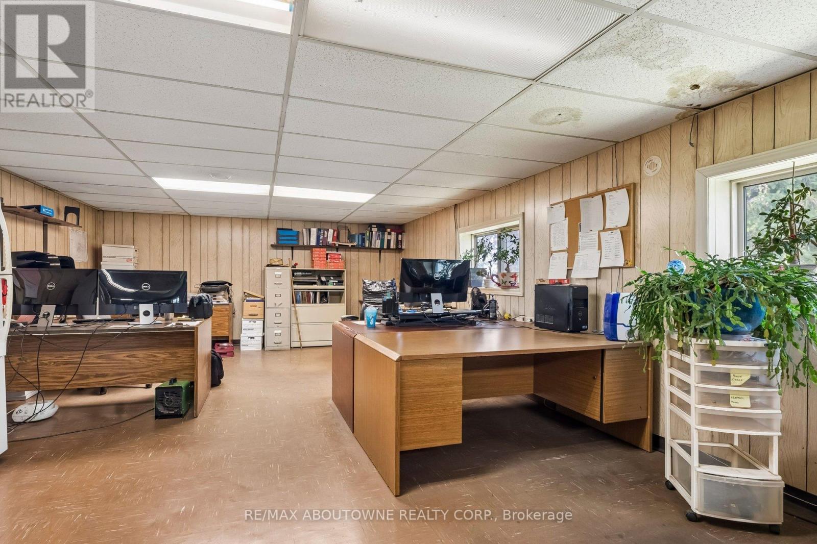 1719 Charles Street, Whitby, Ontario  L1N 1C3 - Photo 12 - E13150406